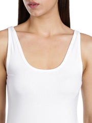 WOMENS SOLID WHITE COLOR INNER KURTHI LONG-SLIP